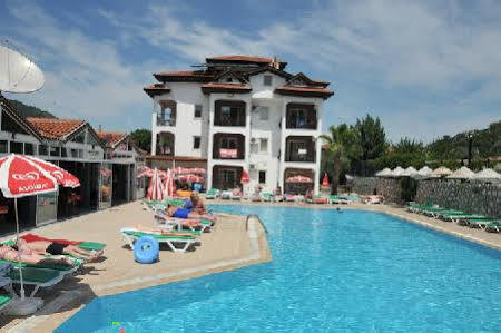 Hotel Ekinci Palace 3*