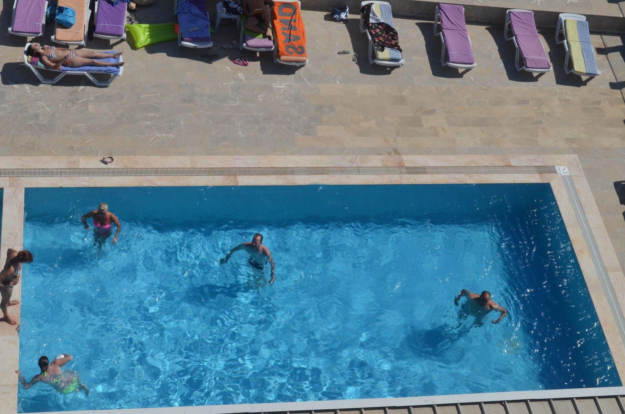 Yasmin Hotel