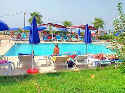 Altinkum 3* Side