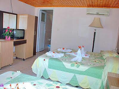 Altinkum 3* Side