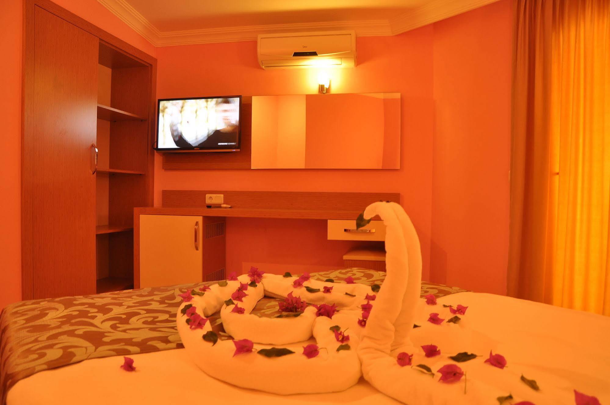 Hotel Grand Ati̇lla 3*