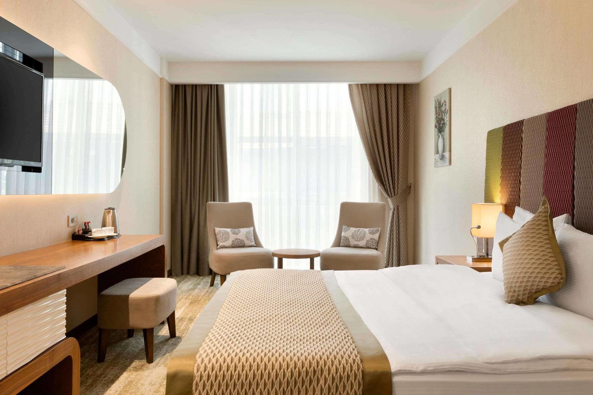 Hotel Ramada By Wyndham Gemli̇k 4*