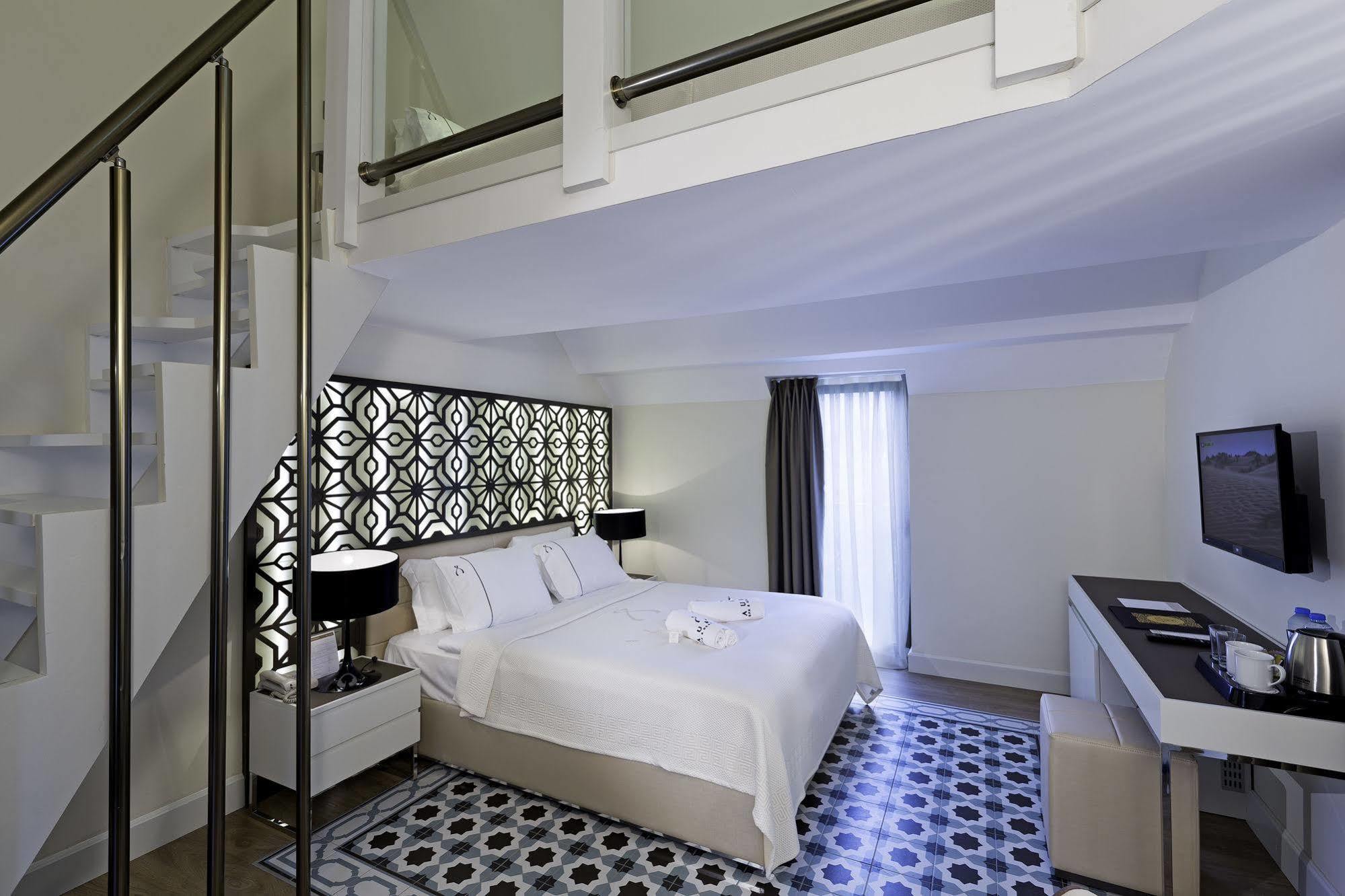 Aurum Exclusive Club Hotel