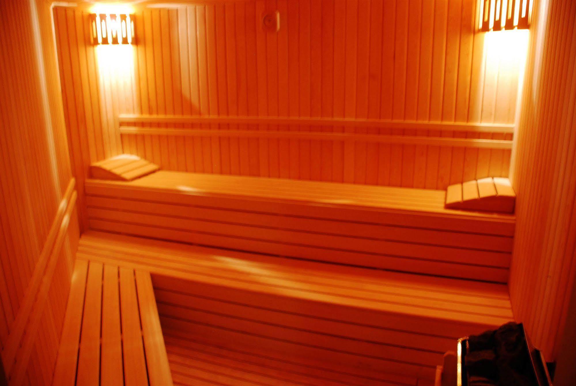 Check & 4* Ankara