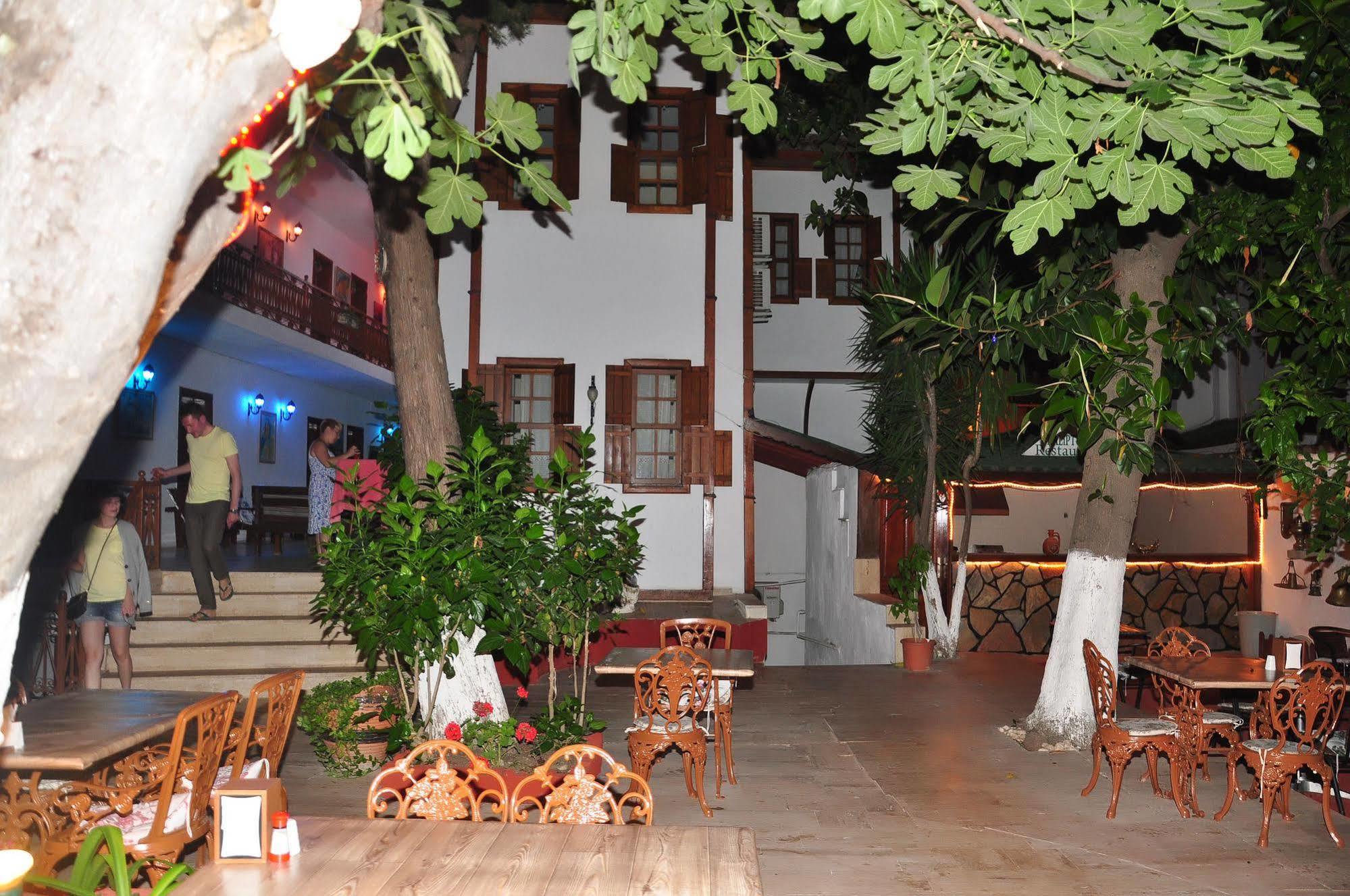 Hotel Kaliptus 2*