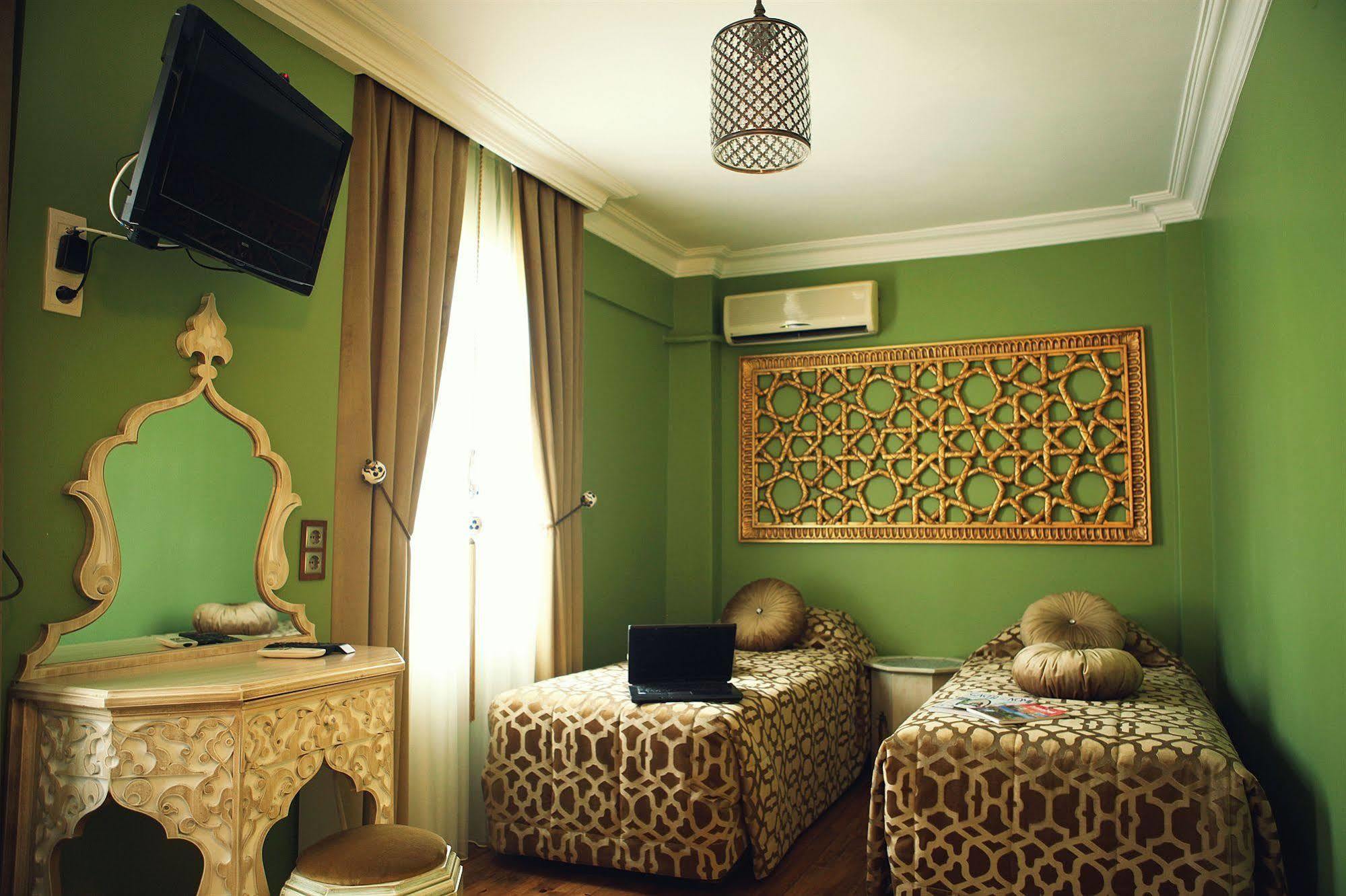 Hotel Kervan 3*