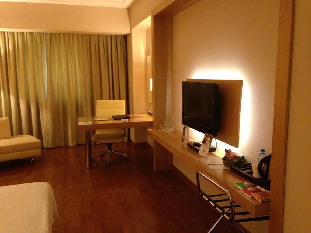 Anemon Grand Hotel 5*