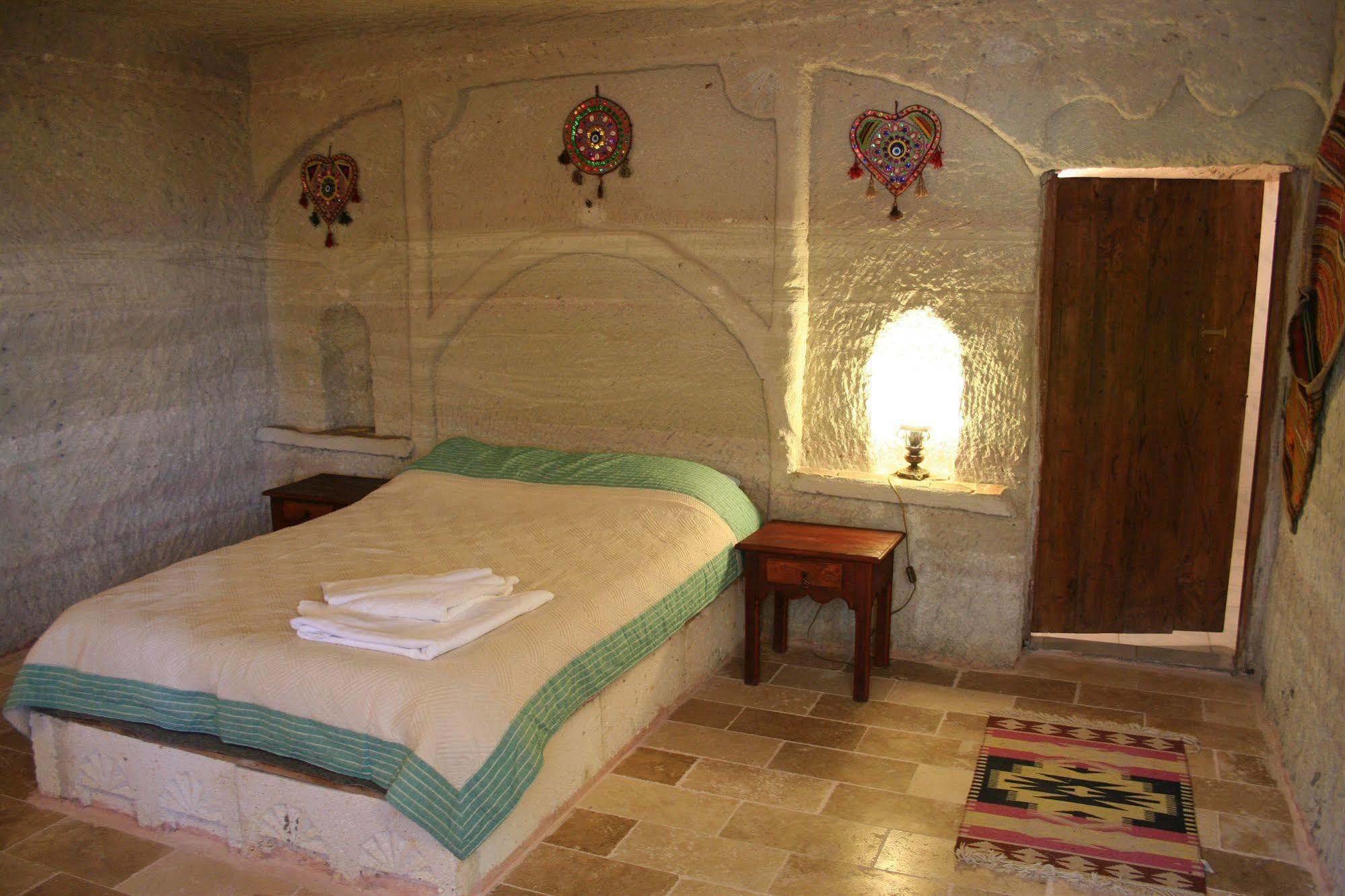 Hostel Seven Rock Cave