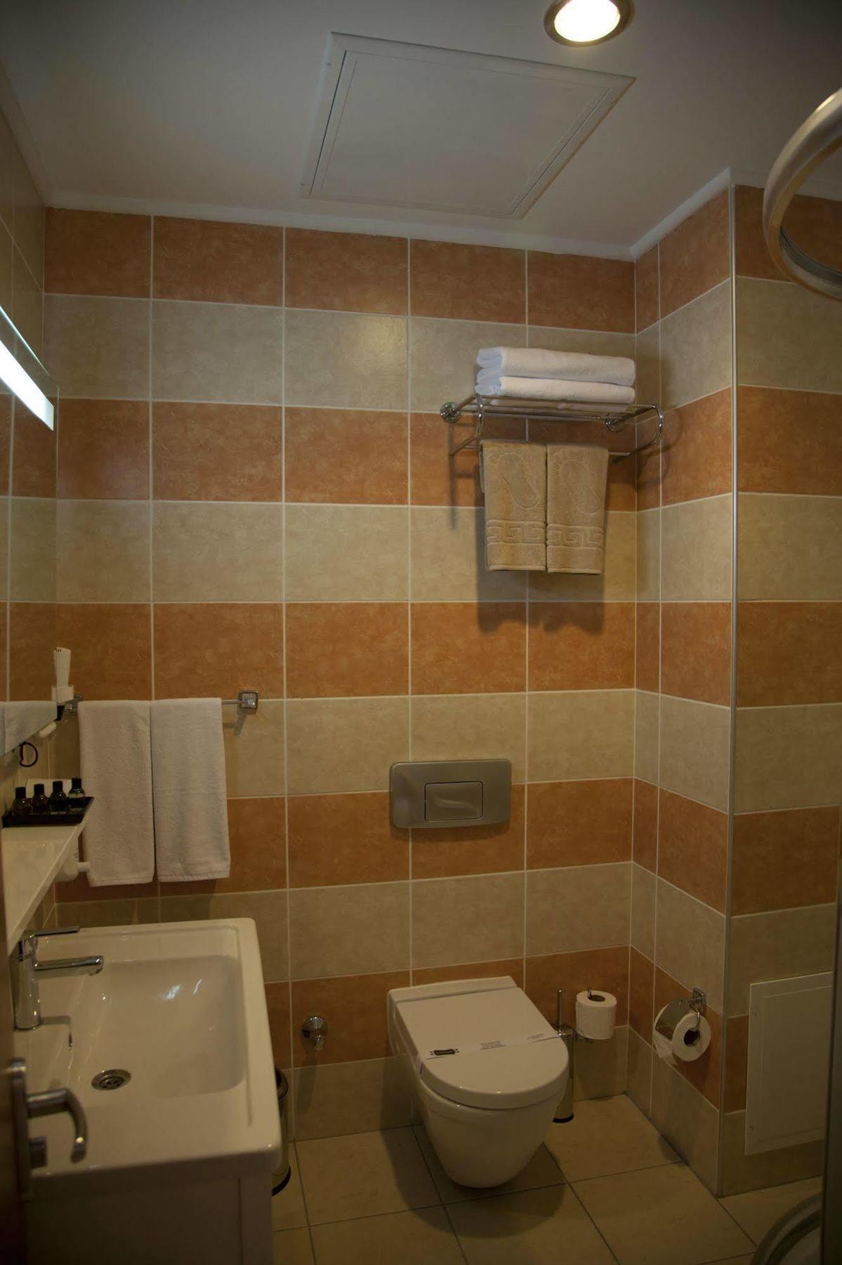 Gosterisli Hotel 3*