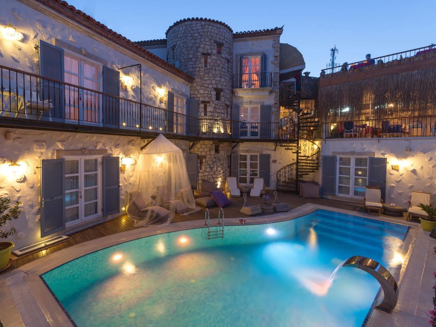 Chigdem Hotel-special Category Alacati
