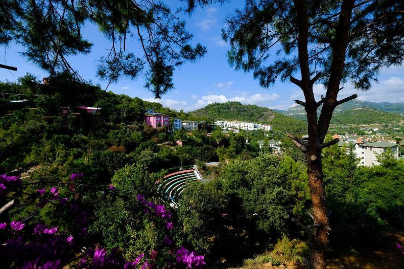 Hotel Larissa Hill