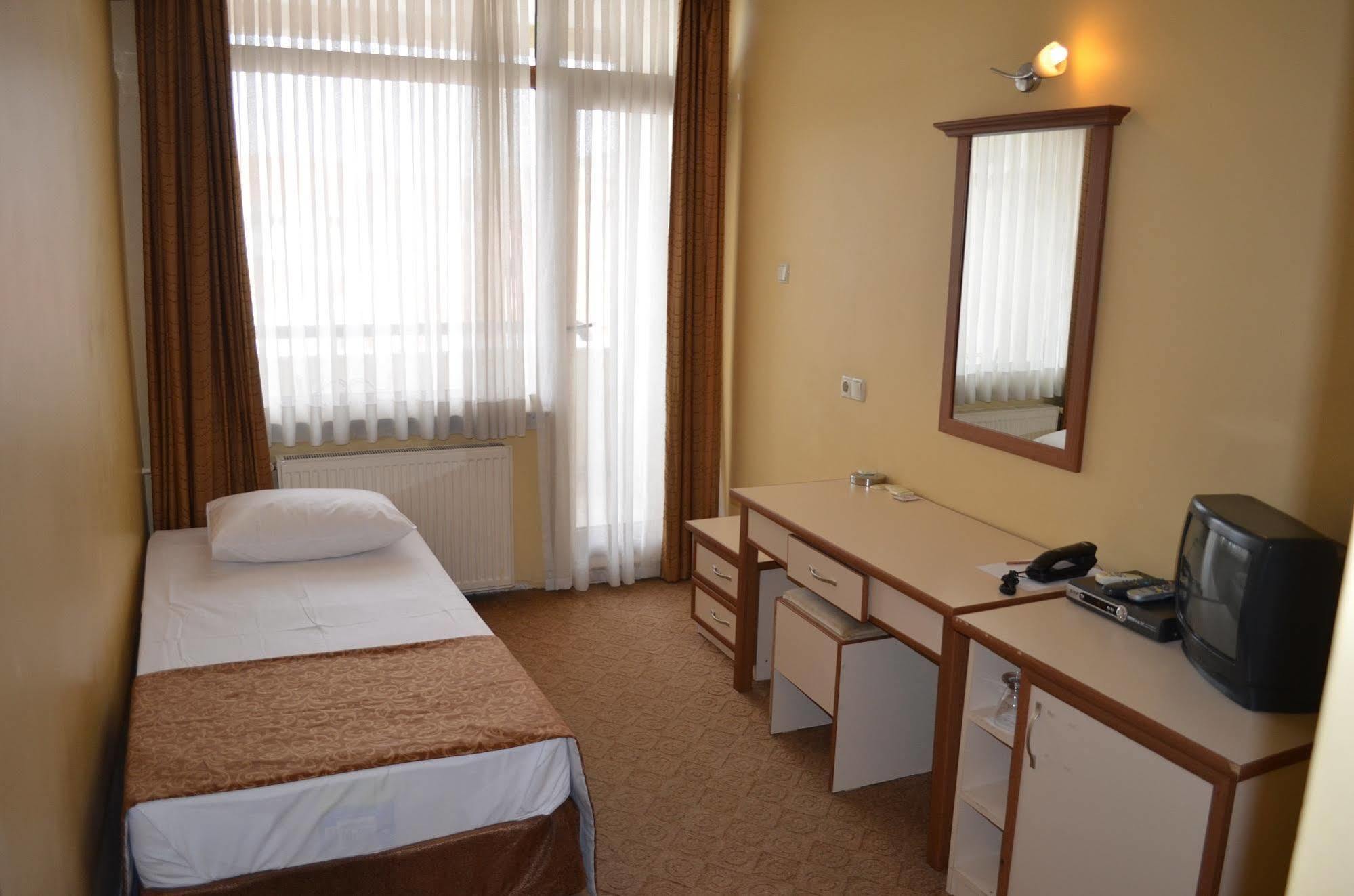 Ayvalik Palas Hotel