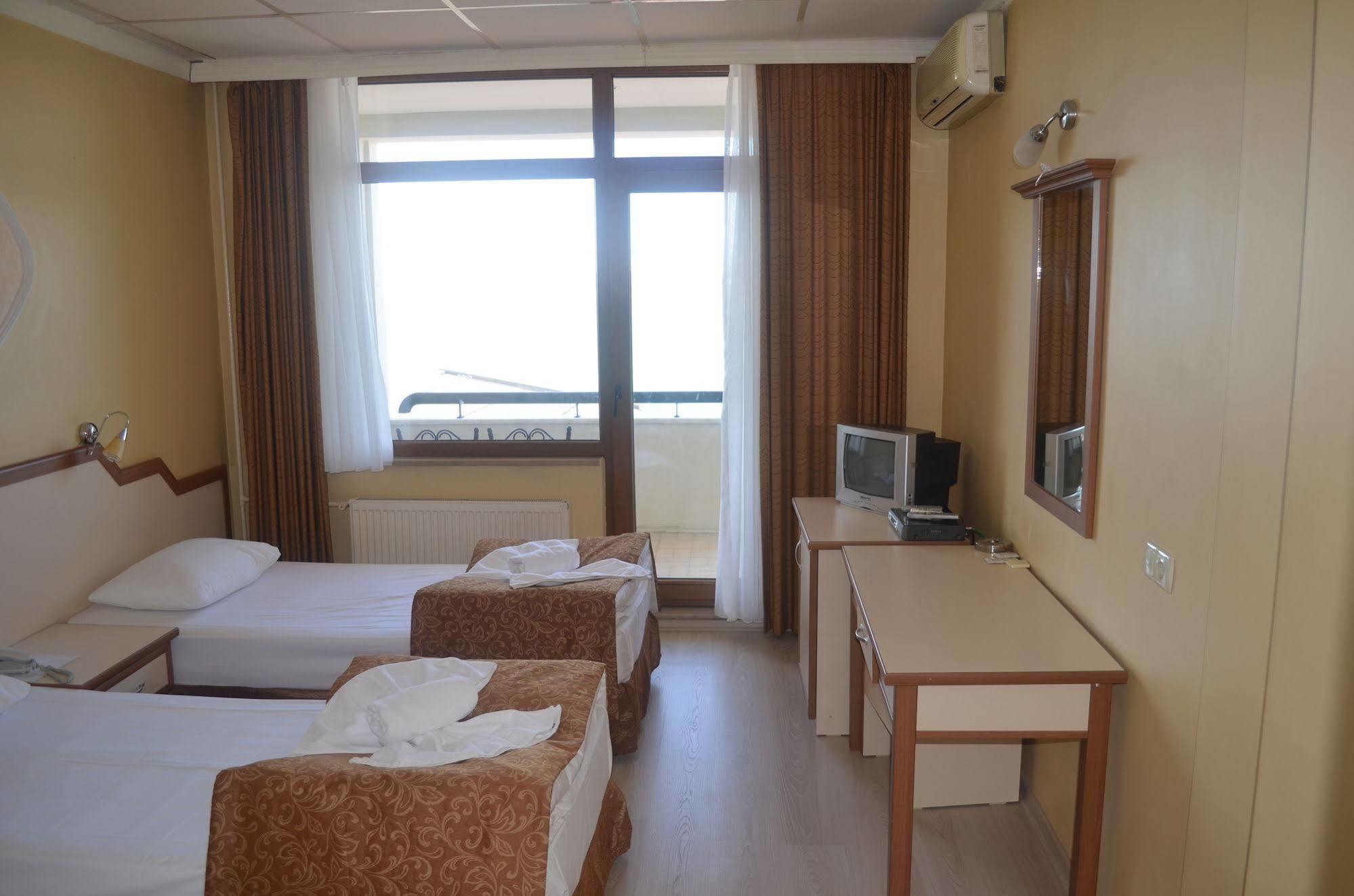 Ayvalik Palas Hotel