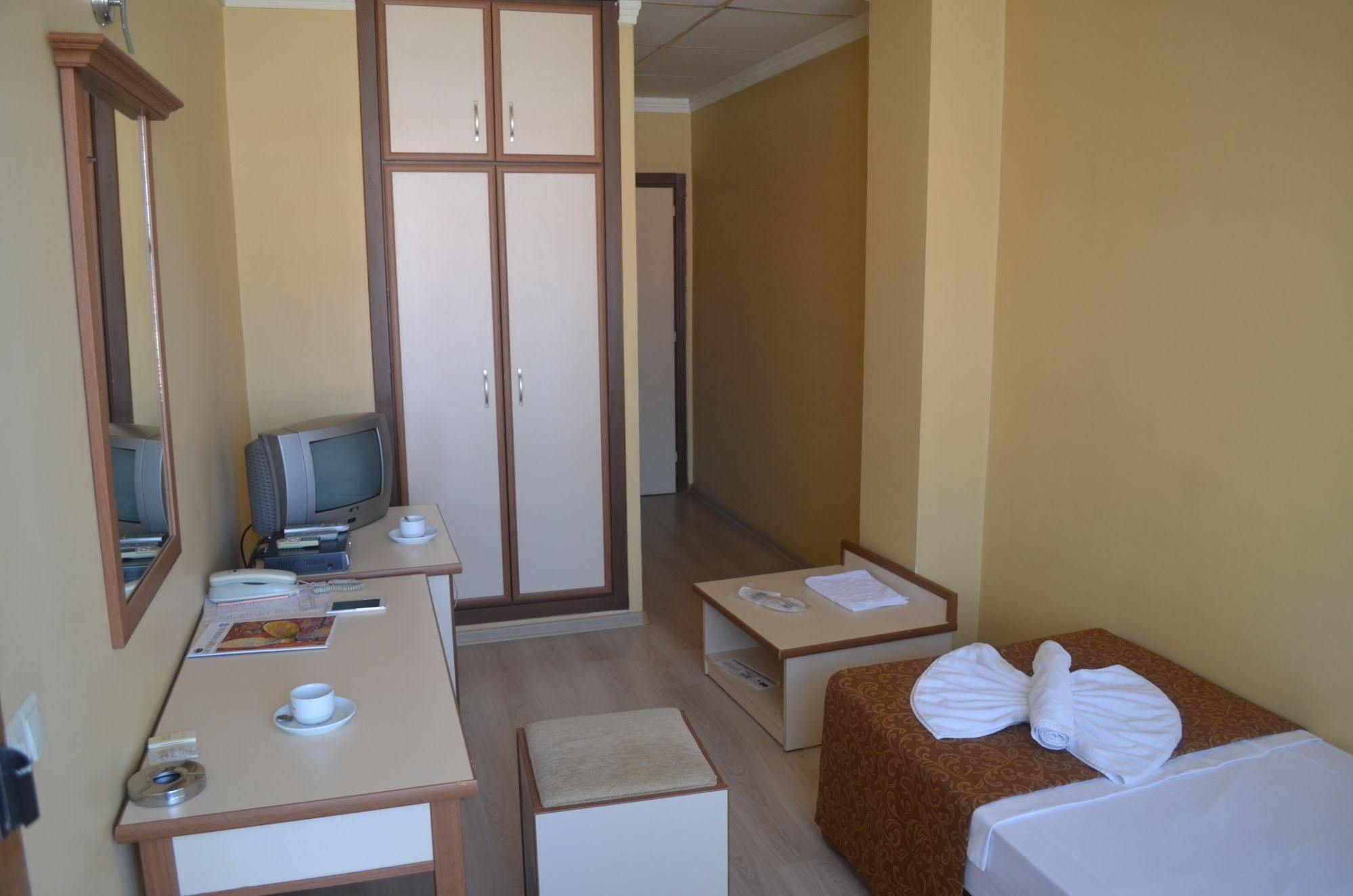Ayvalik Palas Hotel