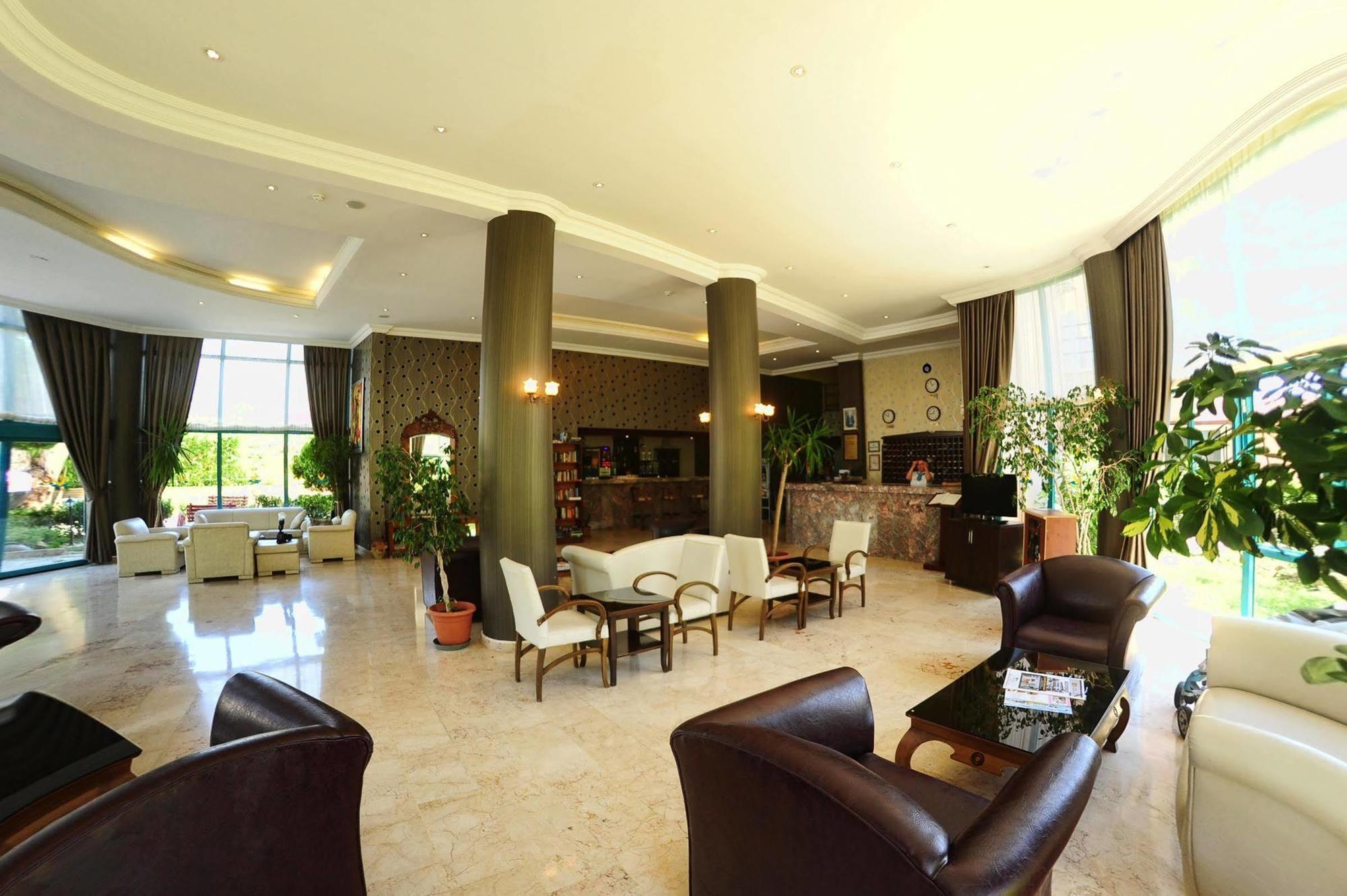 Grand Uysal & Aparthotel