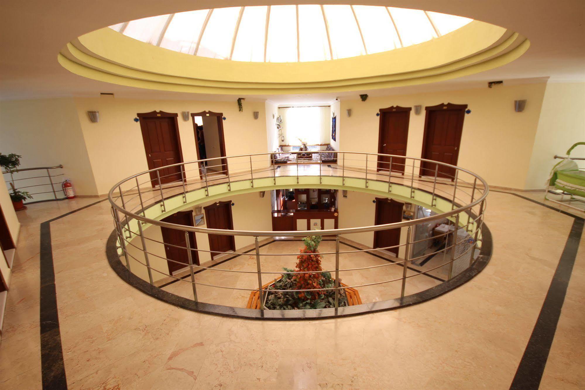 Aparthotel Minta