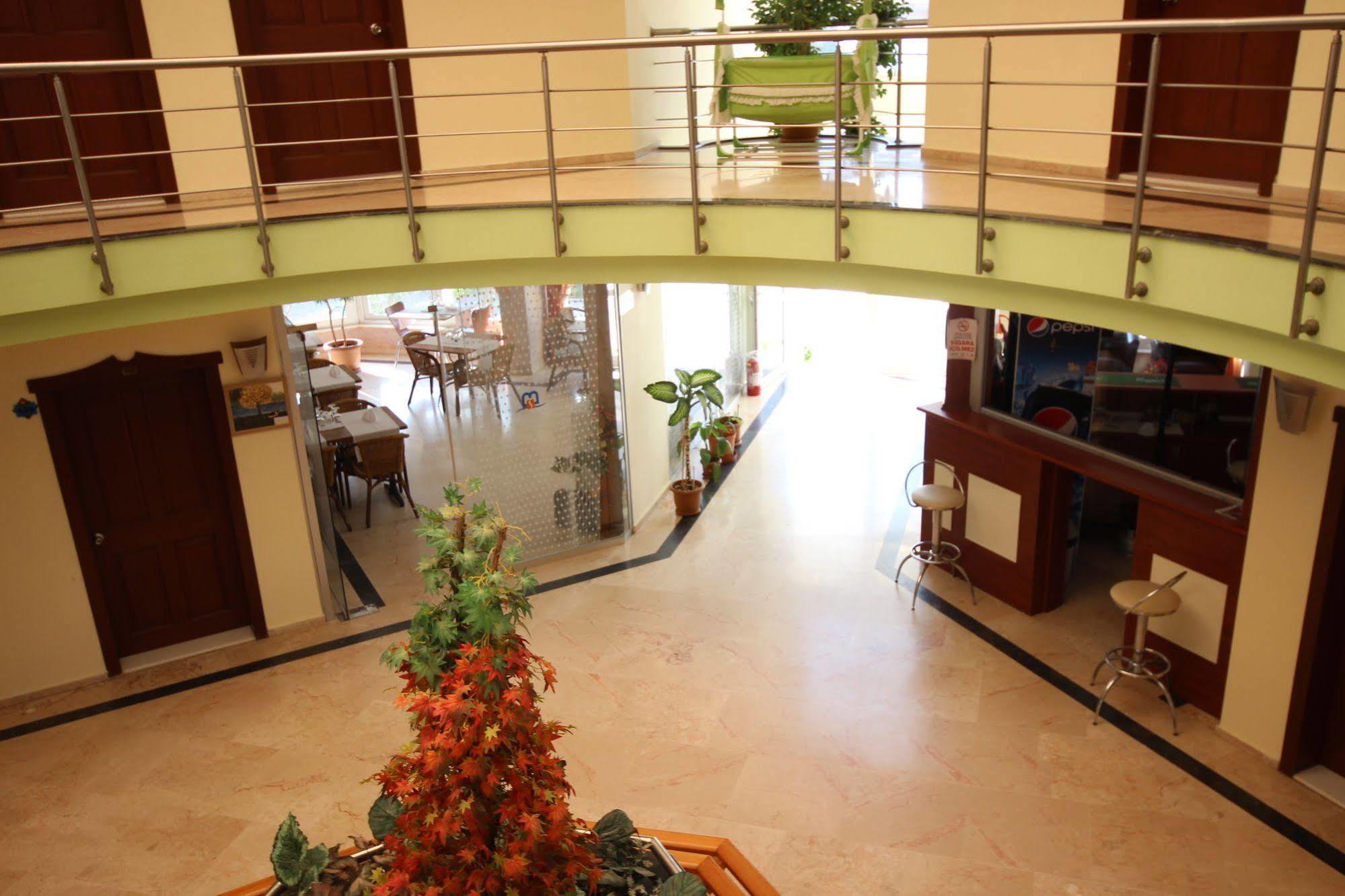 Minta Aparthotel