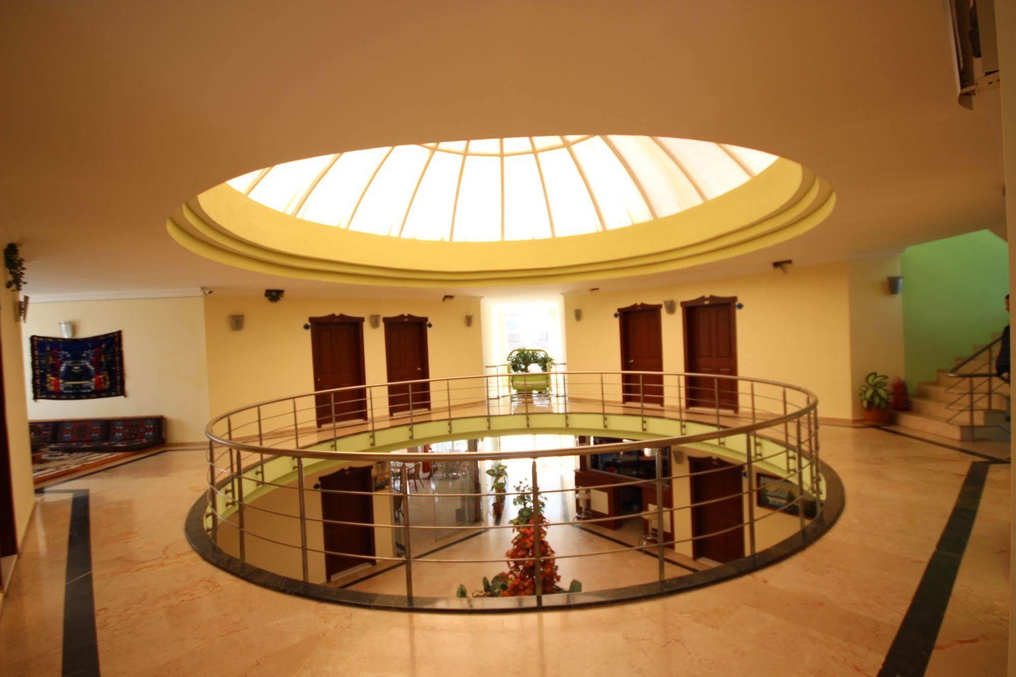 Aparthotel Minta