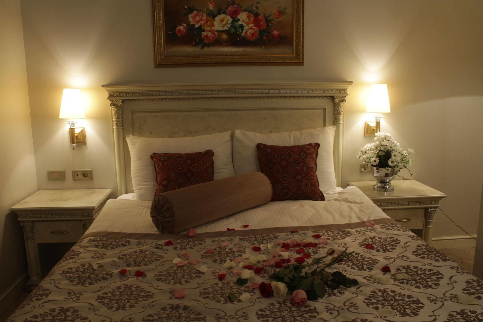 Demir Hotel 4*