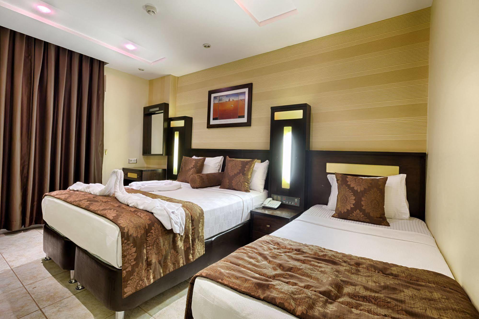 Hotel Kilikya 4*
