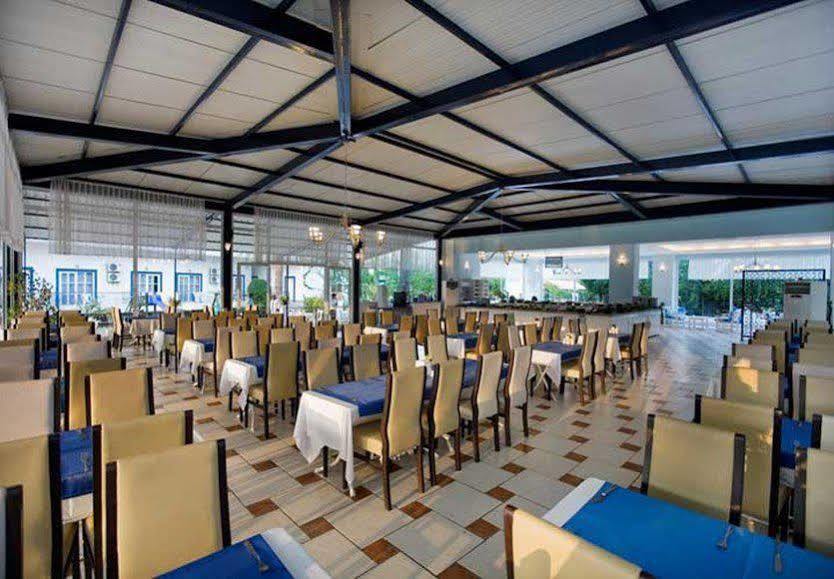 Resort Larissa Blue