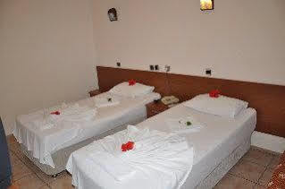 Anil Hotel 3*