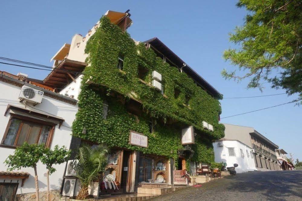 Bella Hotel