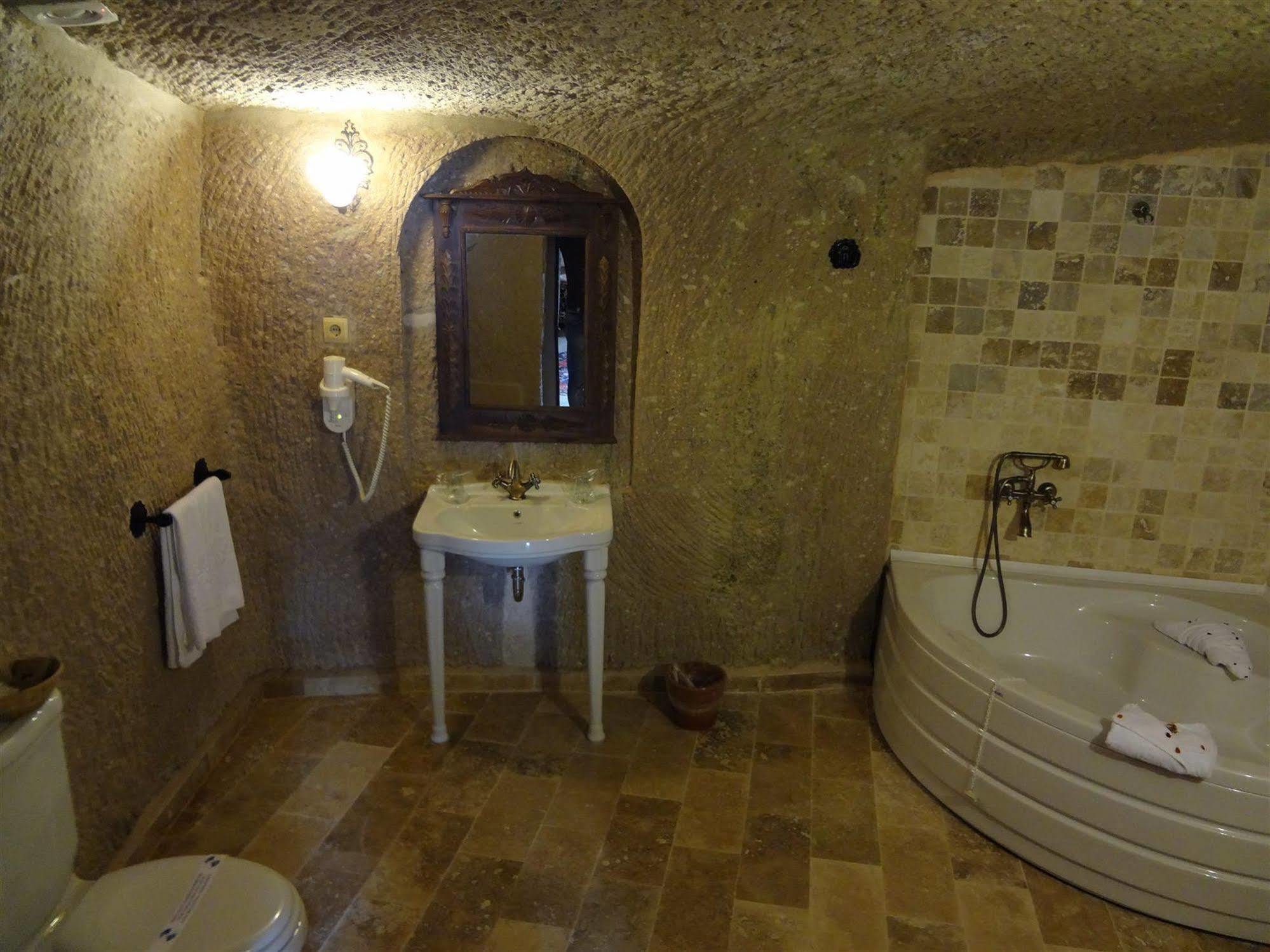 Hotel Cappa Cave & 3*