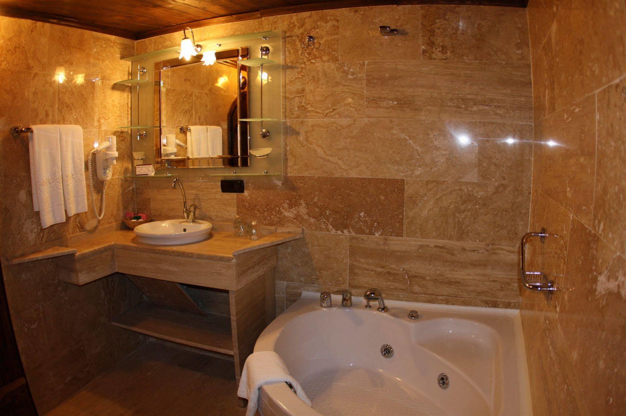 Hotel Cappa Cave & 3*