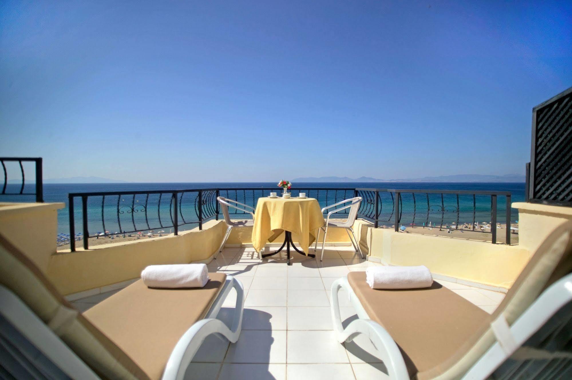 Palmera Hotel 3*