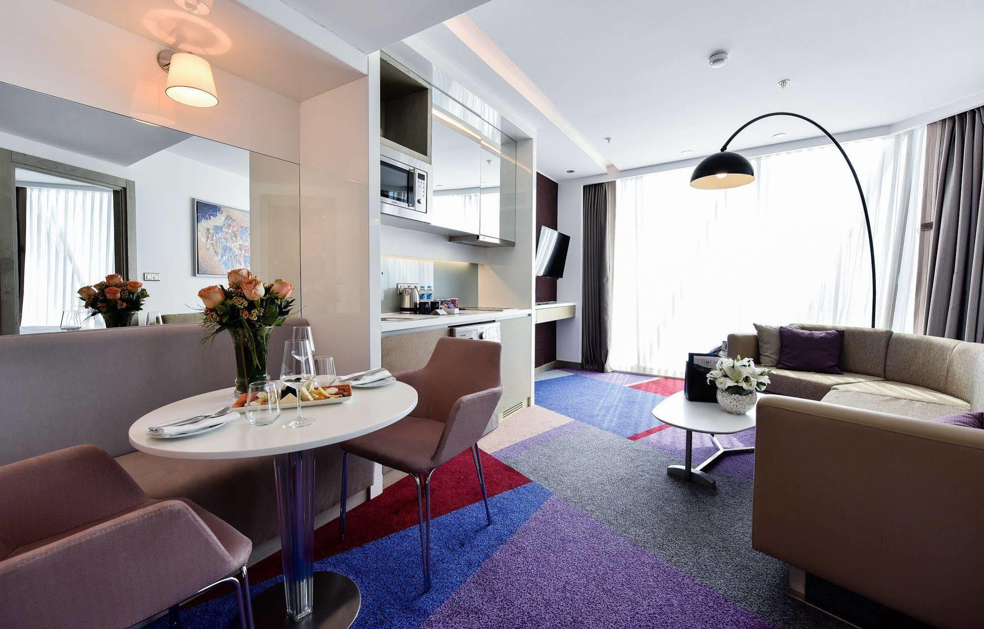 Hotel Burgu Arjaan By Rotana