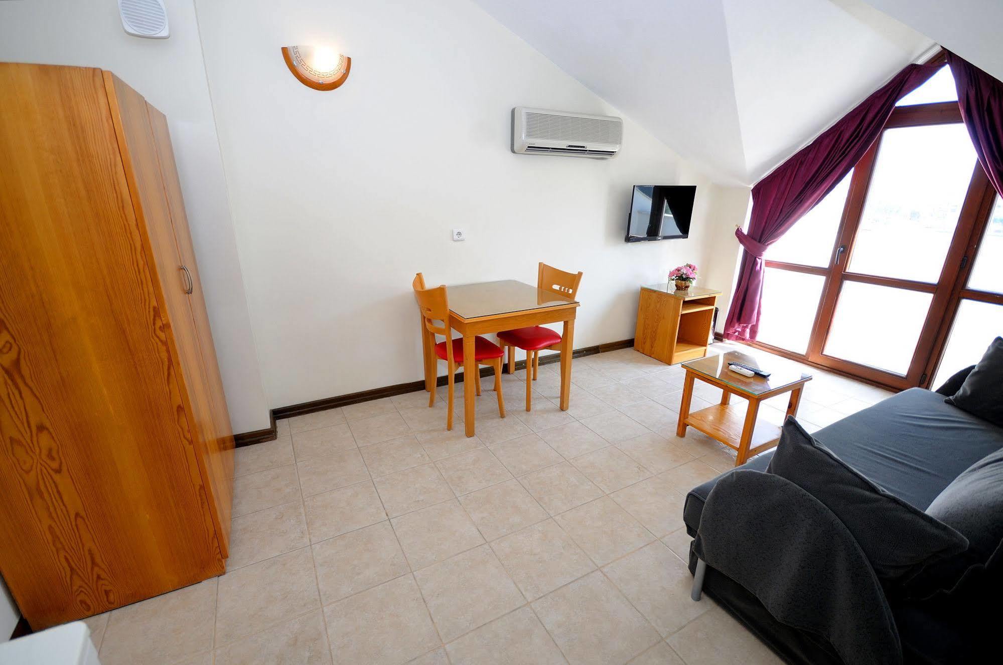 Fora 3* Datca