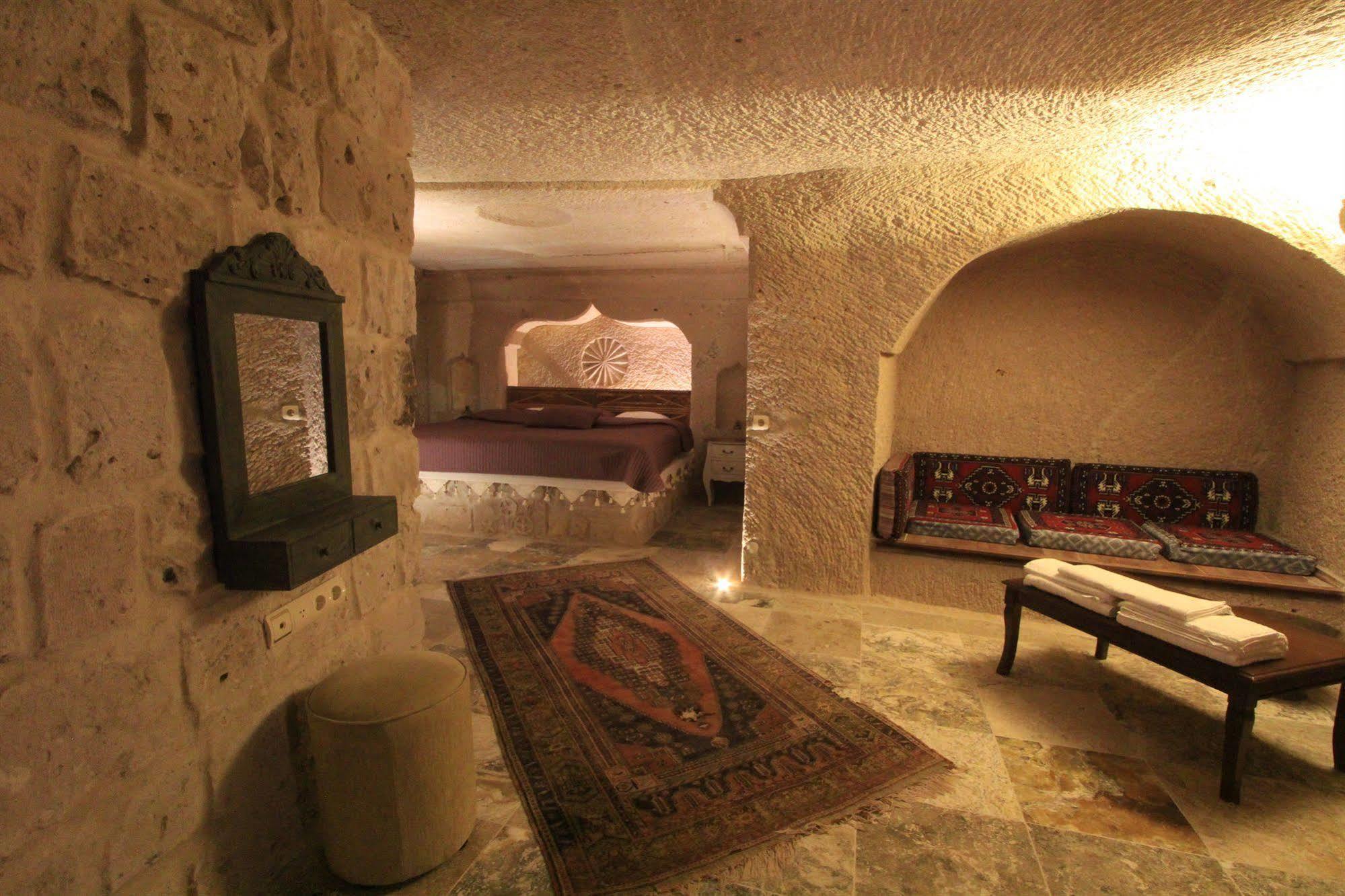 Hotel Akcave And