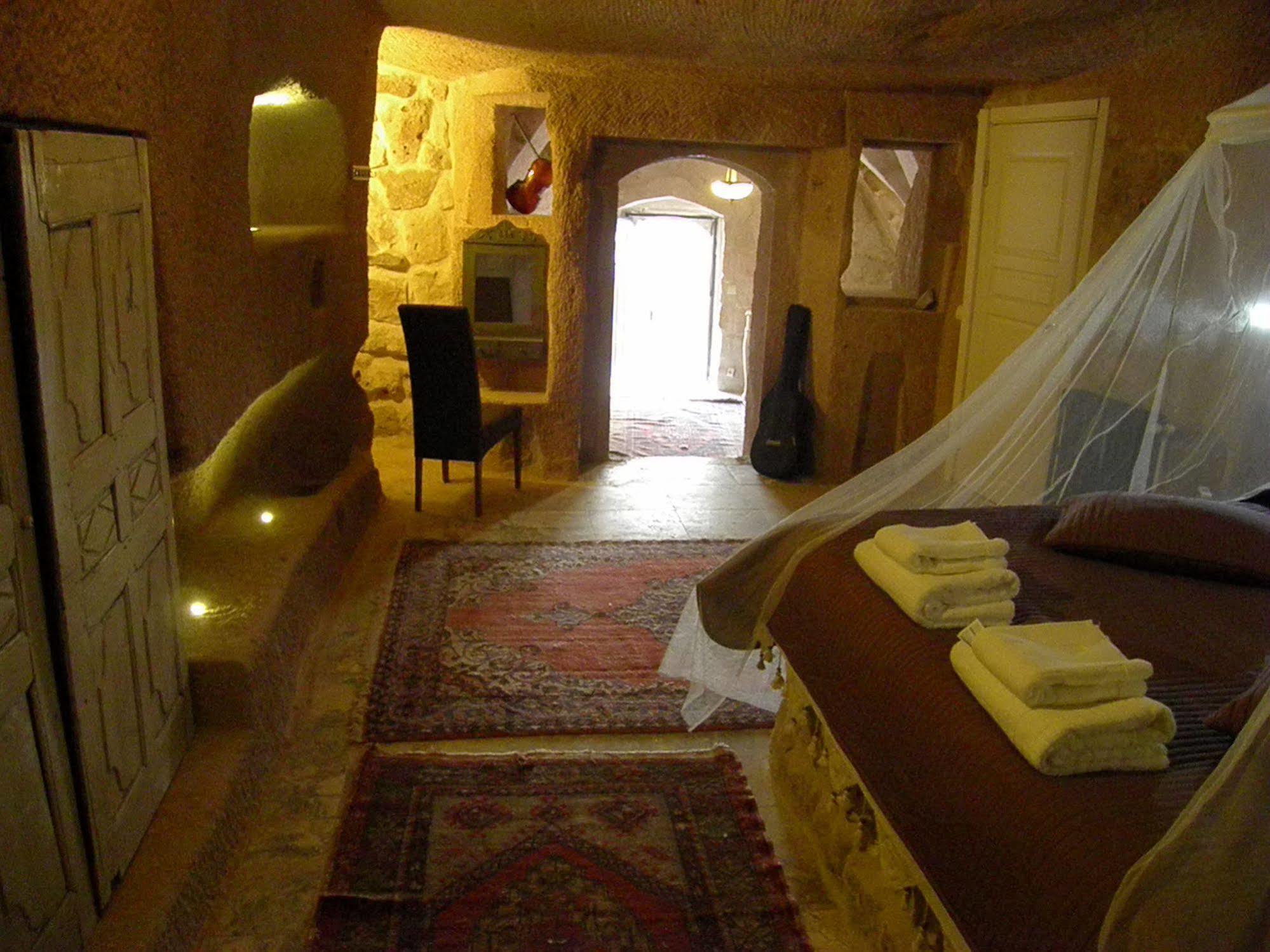 Hotel Akcave And 3*