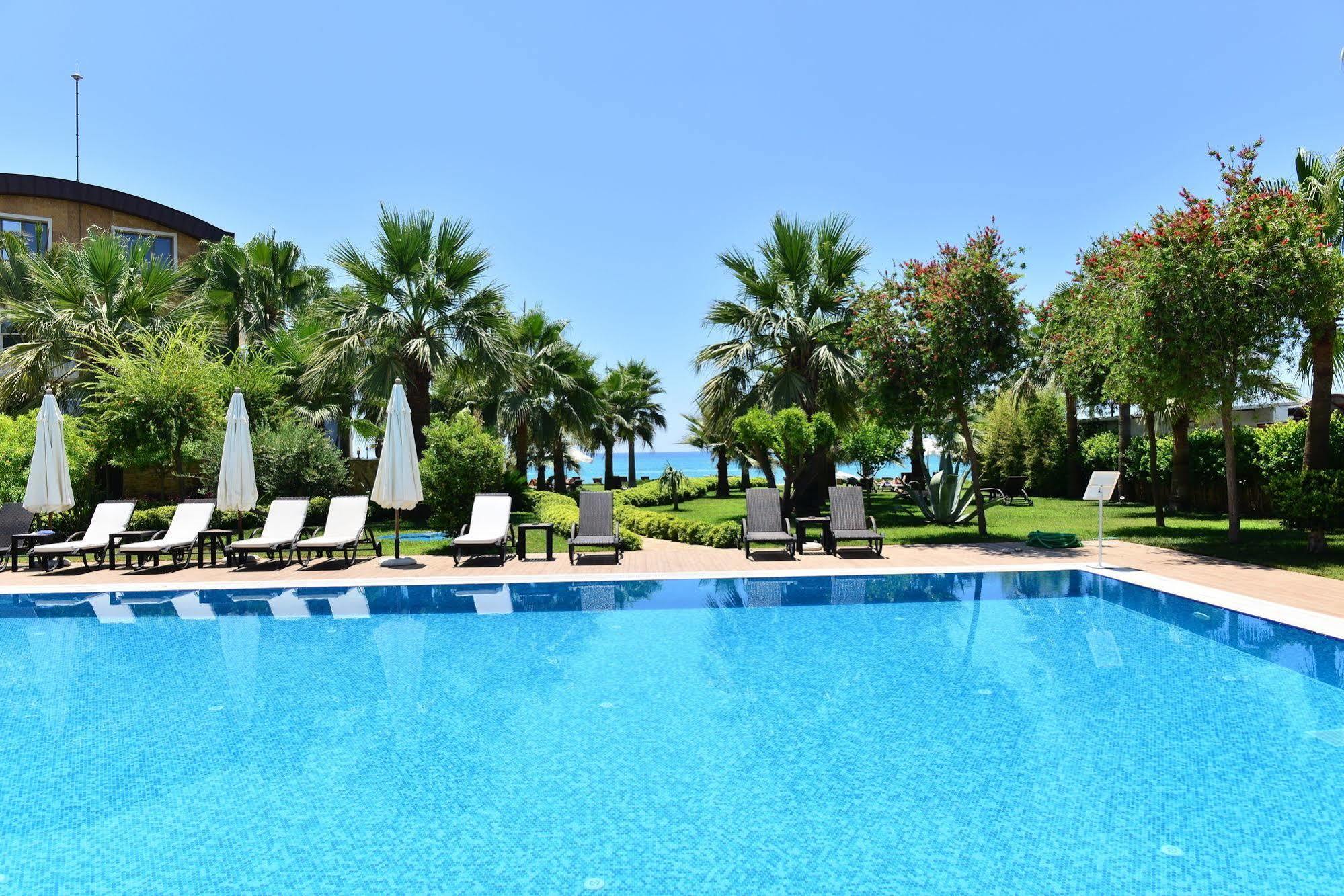 Augusto Boutique & Hotel 4*