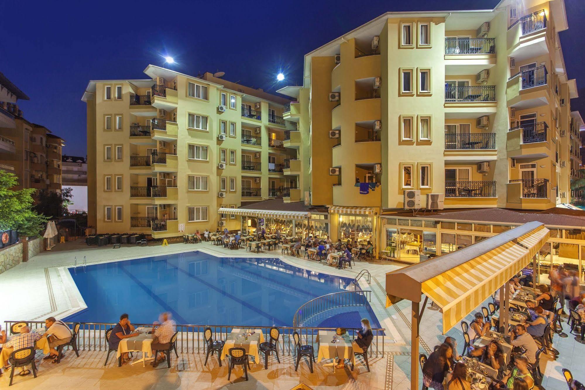 Kleopatra Royal Palm Resort Alanya