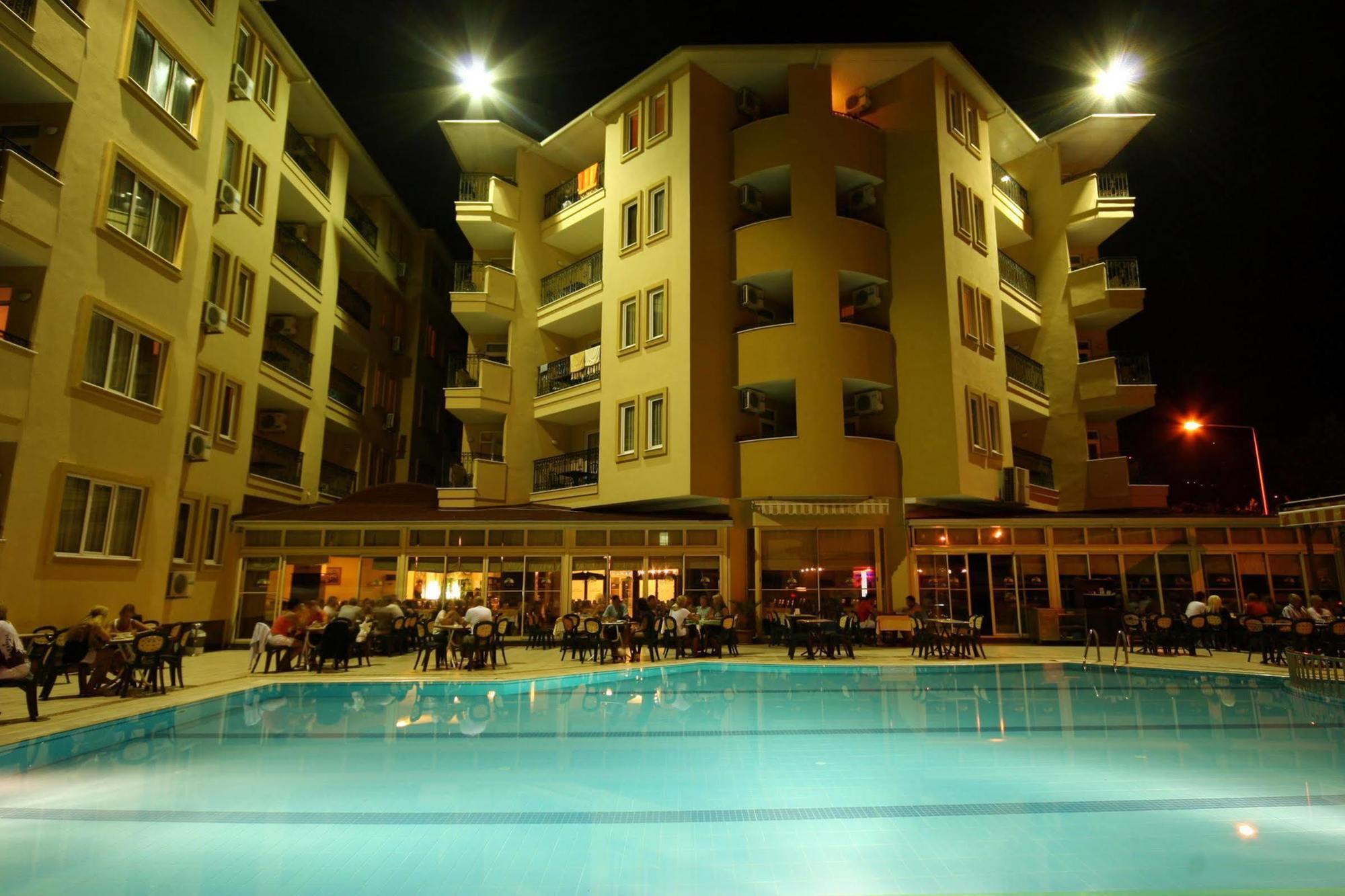 Kleopatra Royal Palm Resort Alanya