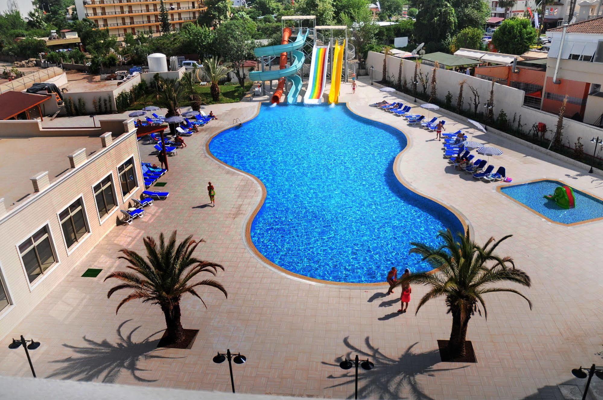 Hotel Dream 4*