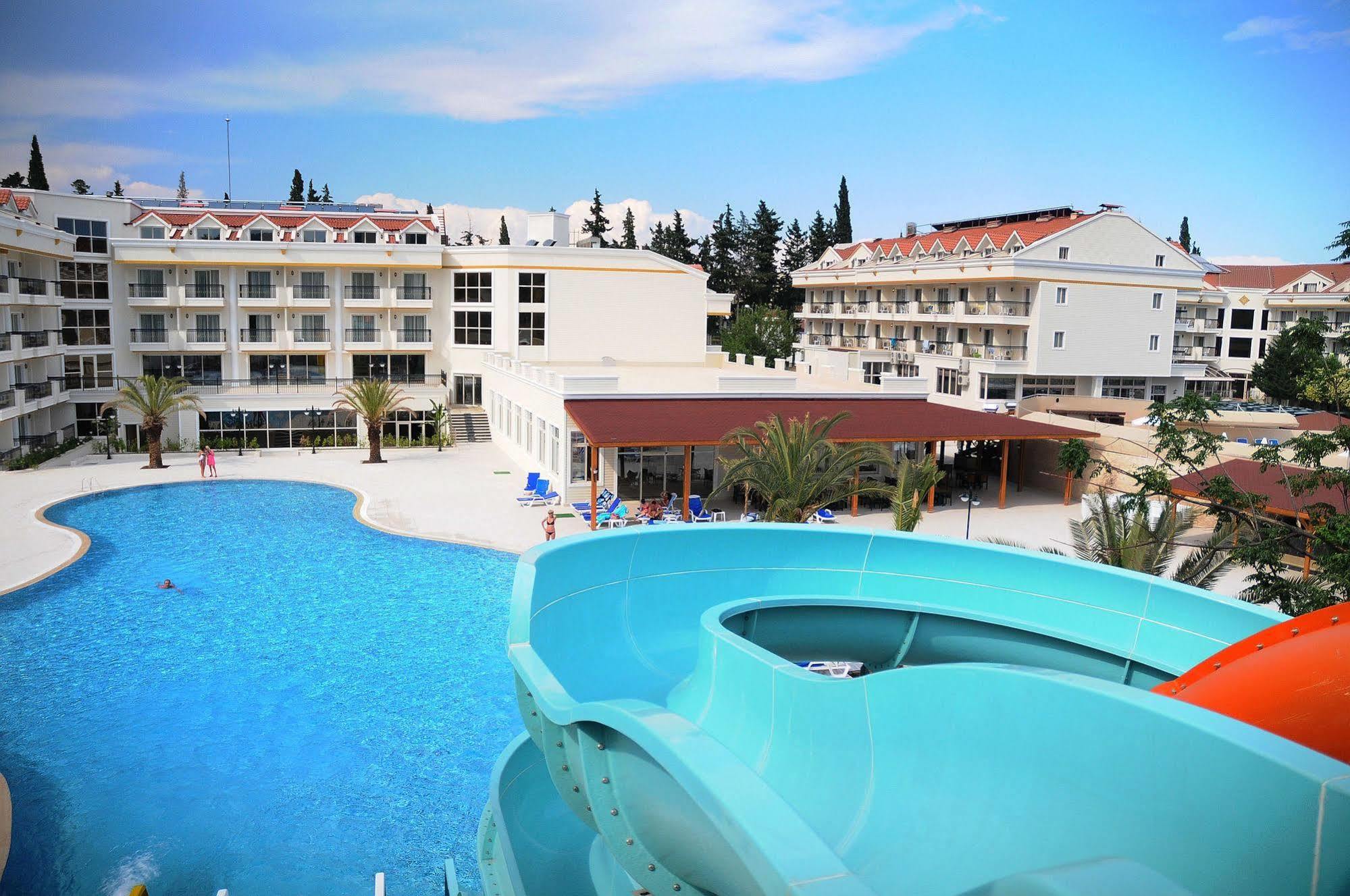 Dream Hotel