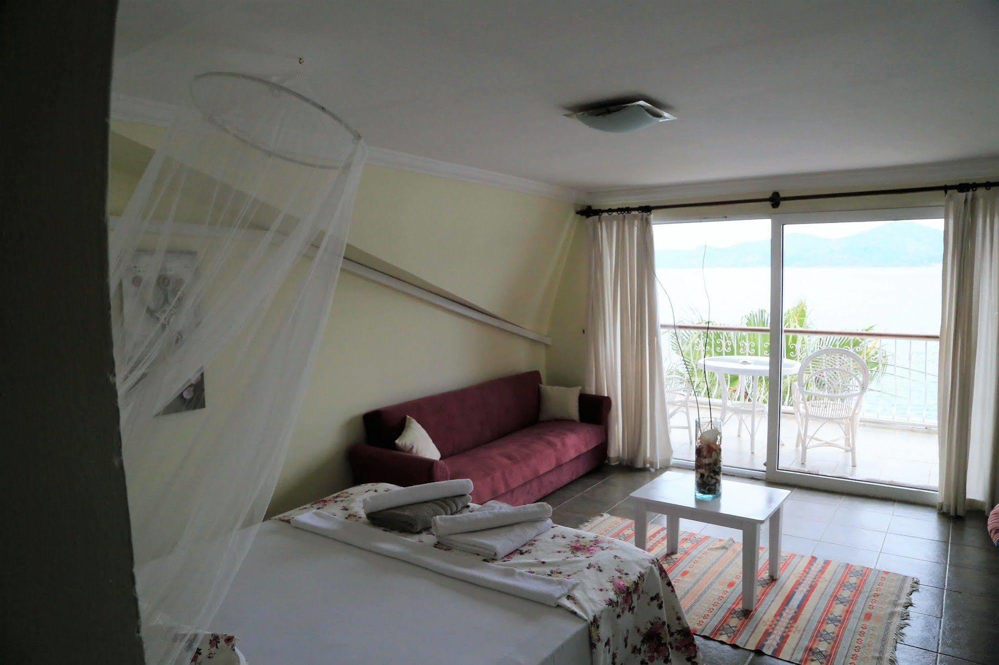 Hotel Dolphin 3*