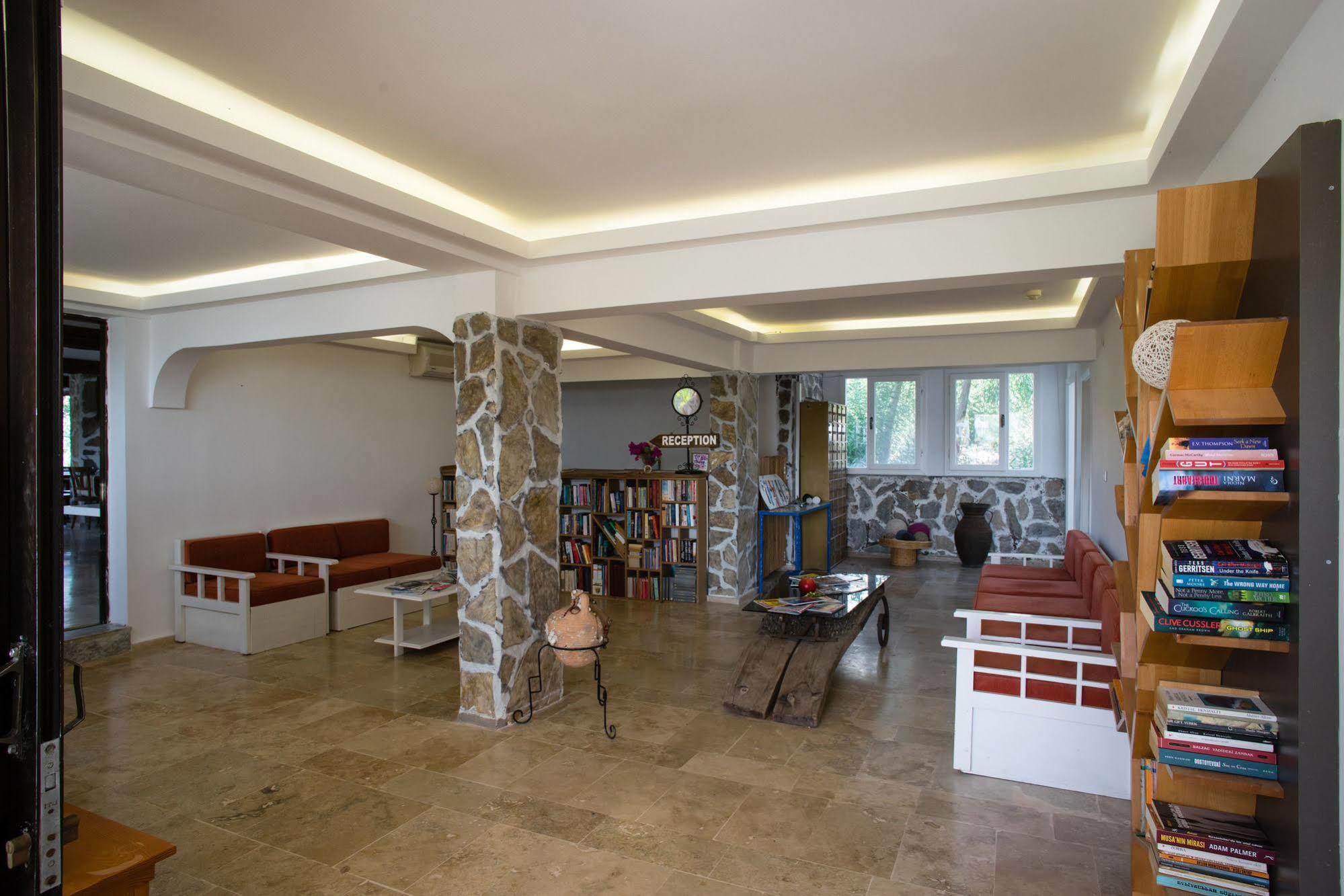 Hotel Pataros Hotel