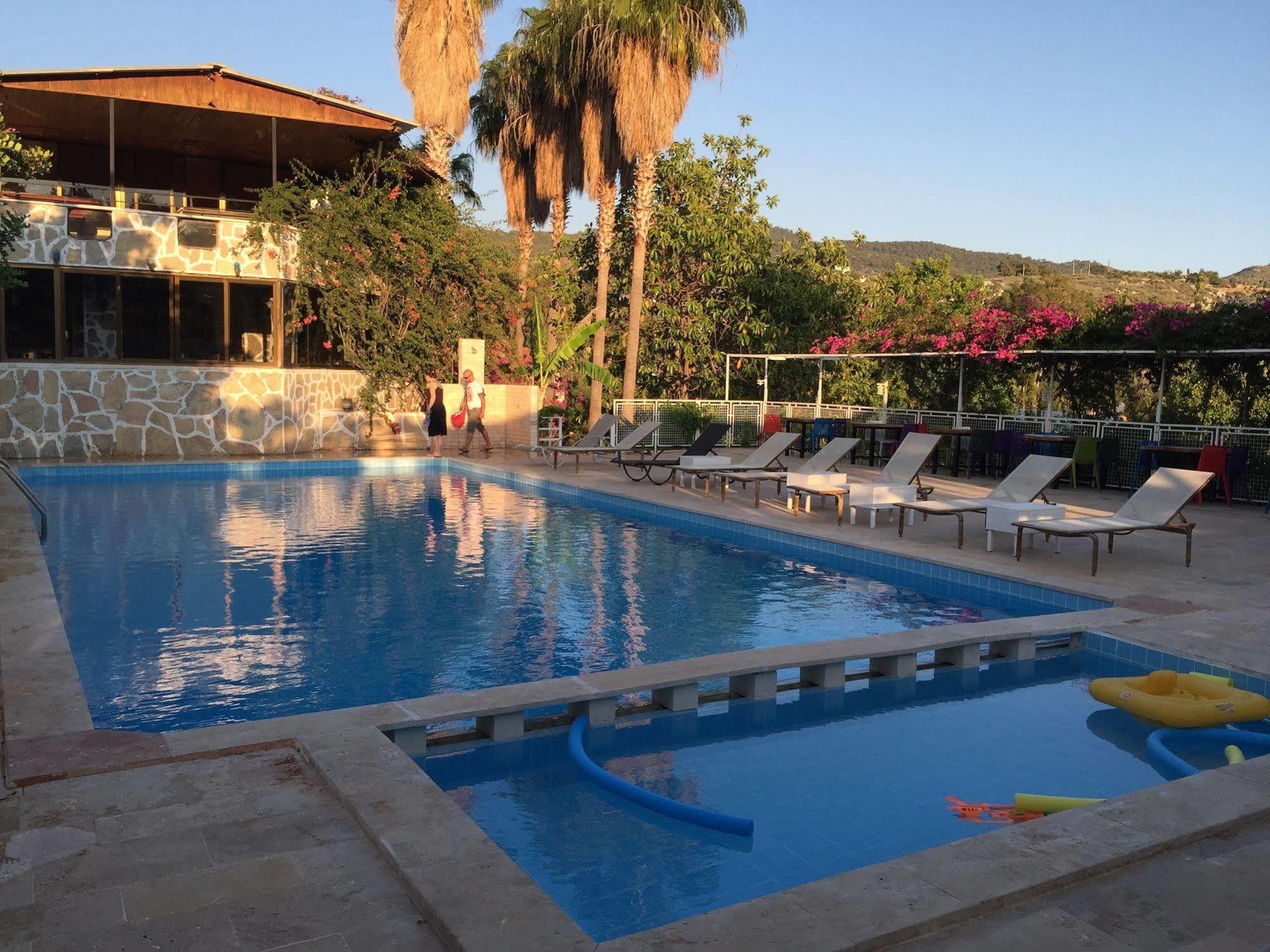 Hotel Pataros Hotel