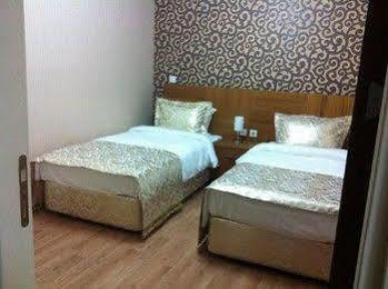 Grand Karot Hotel