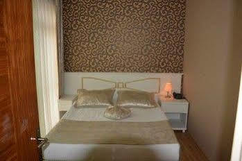 Grand Karot Hotel
