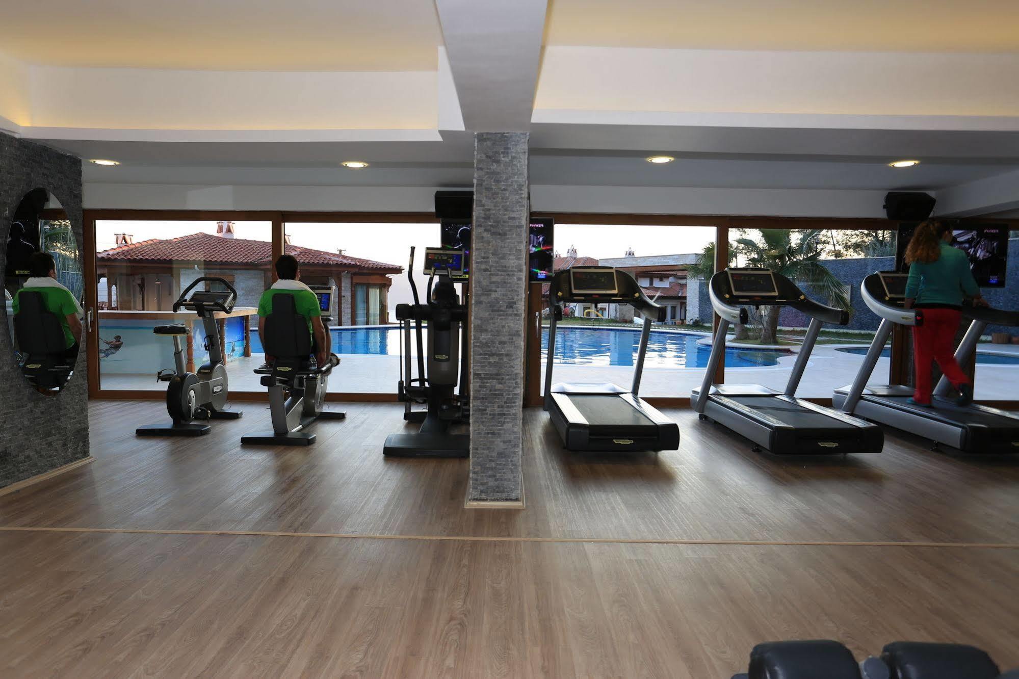 Shimal Hotel 5*