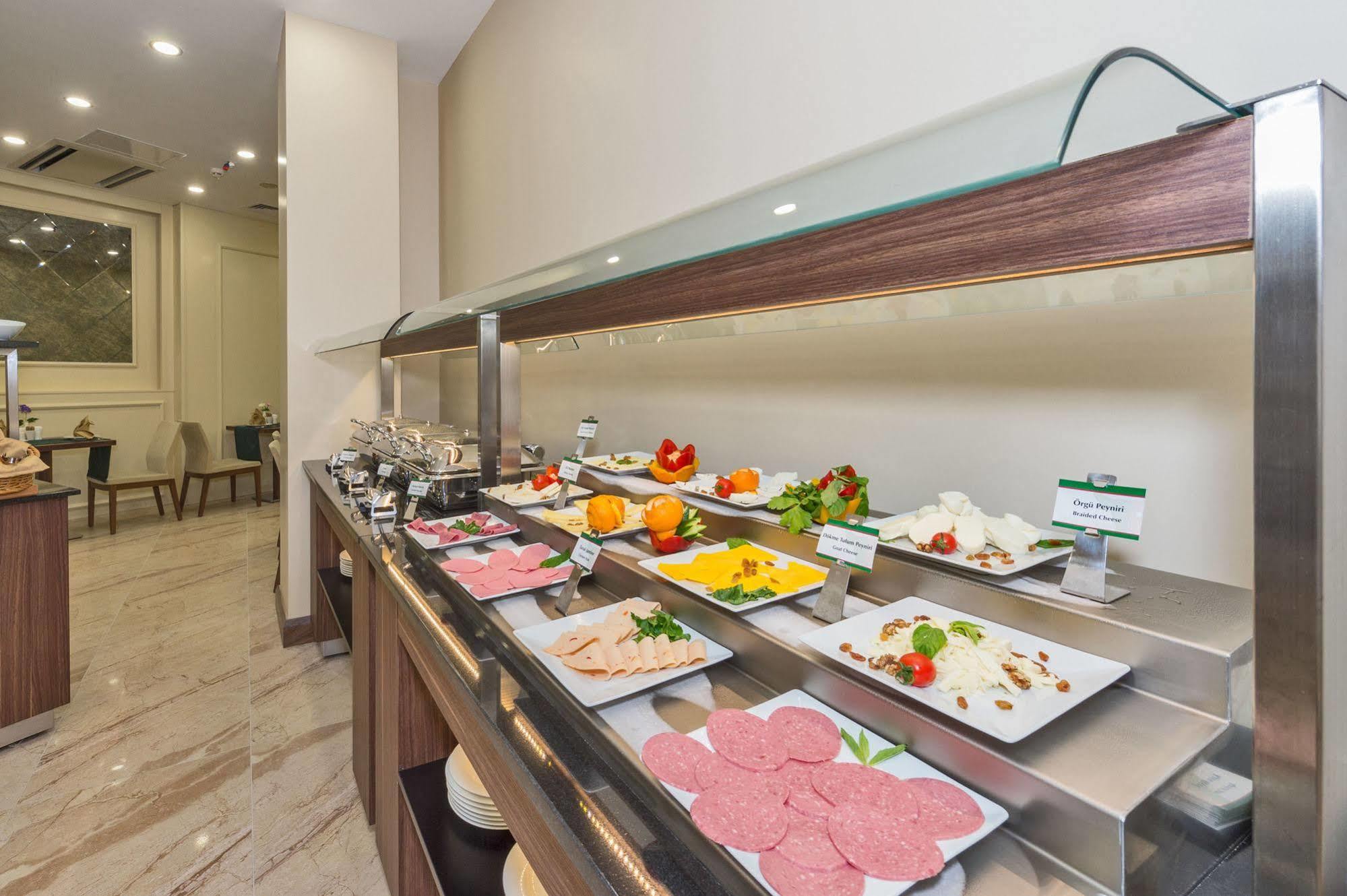 Boursier 1 & 4* Istanbul