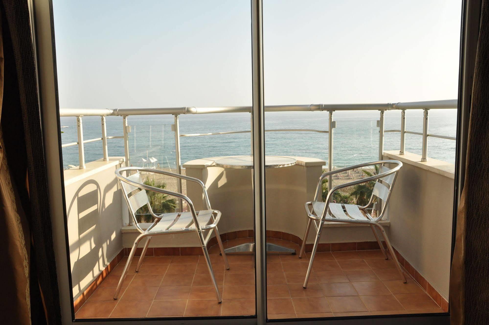 Hotel Kleopatra Celine 3*