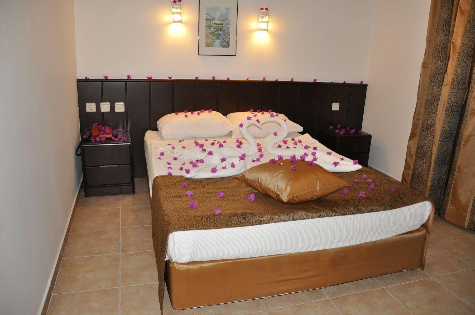 Hotel Kleopatra Celine 3*