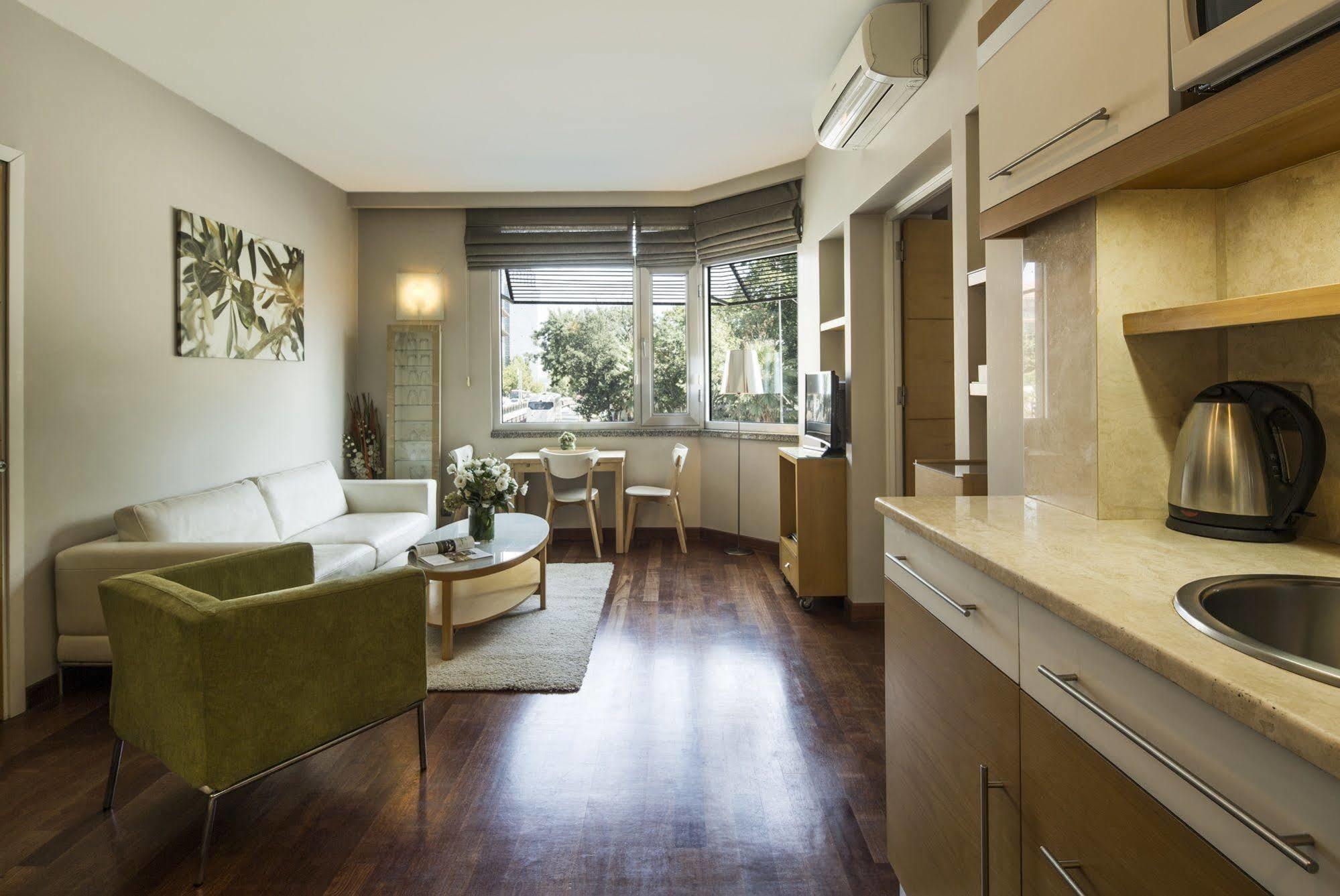 Taxim Residences 4*