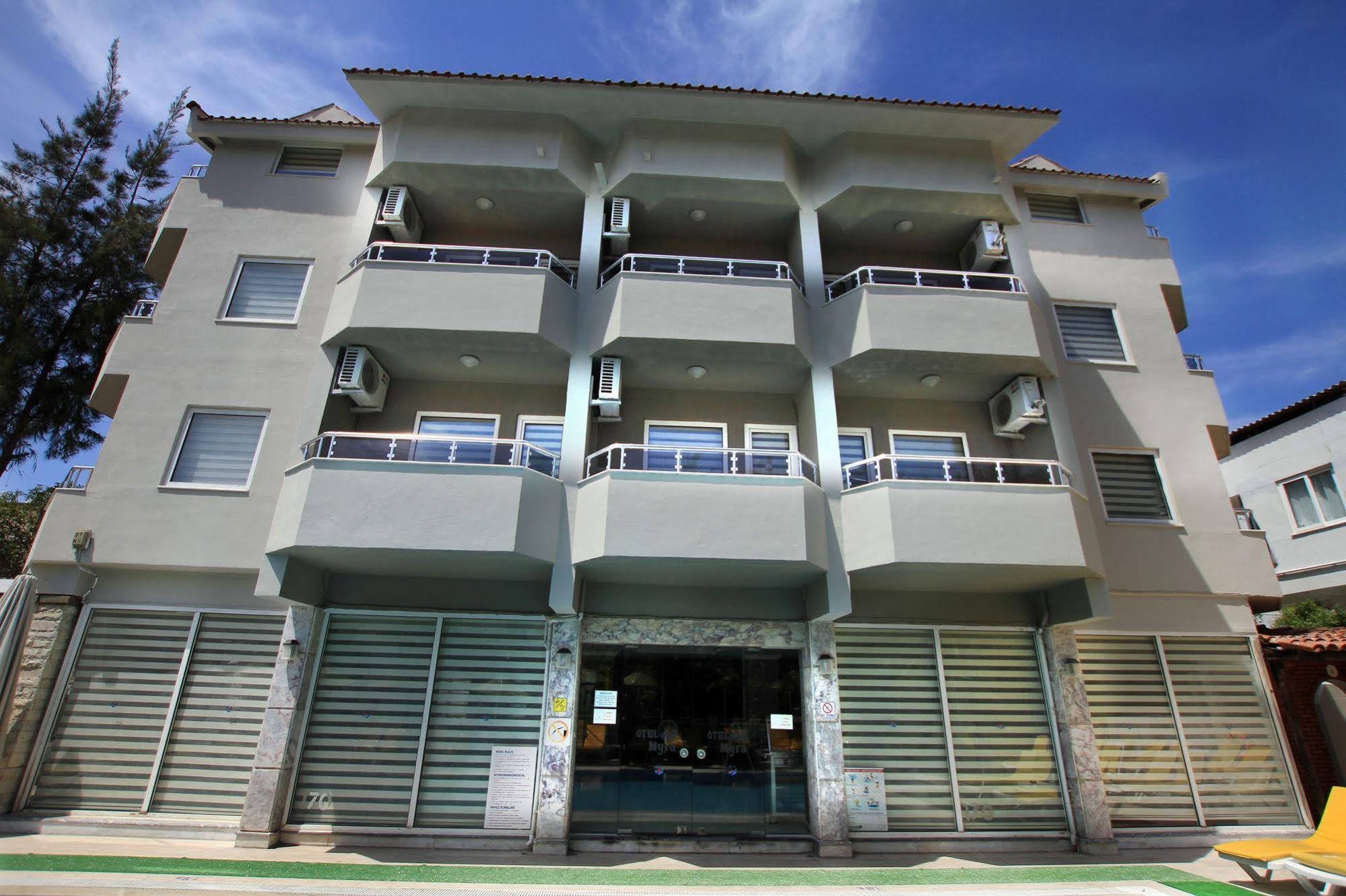 Hotel Myra